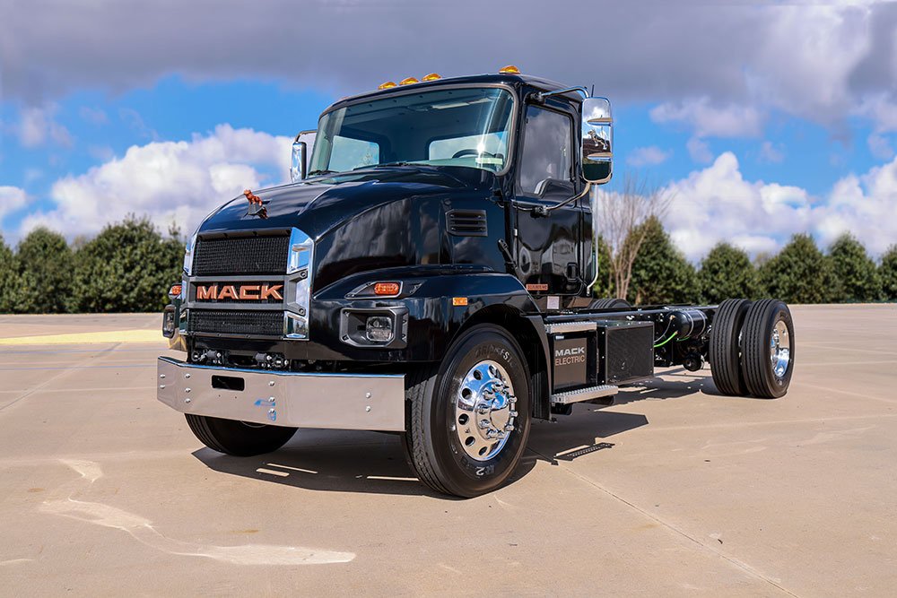 Mack MD Electric 2024
