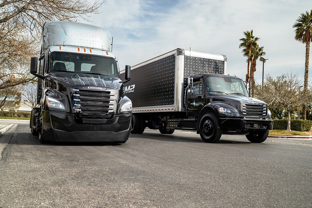Freightliner eM2