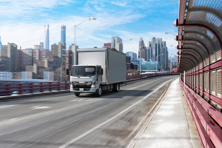 Isuzu N-Series NRR EV 2025