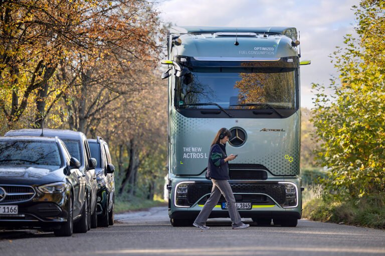 Mercedes-Benz Actros L