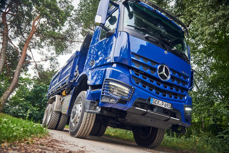 Mercedes-Benz Arocs