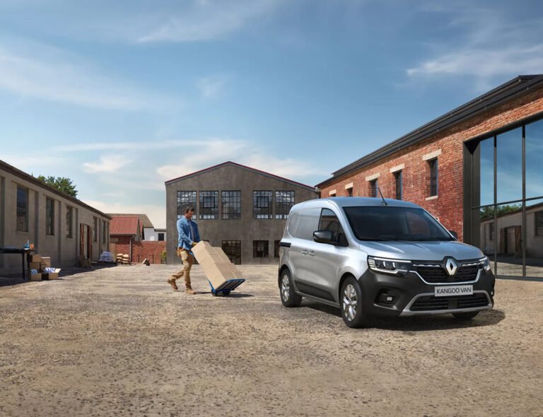 Renault Express: la aliada moderna para el trabajo diario y las operaciones urbanas