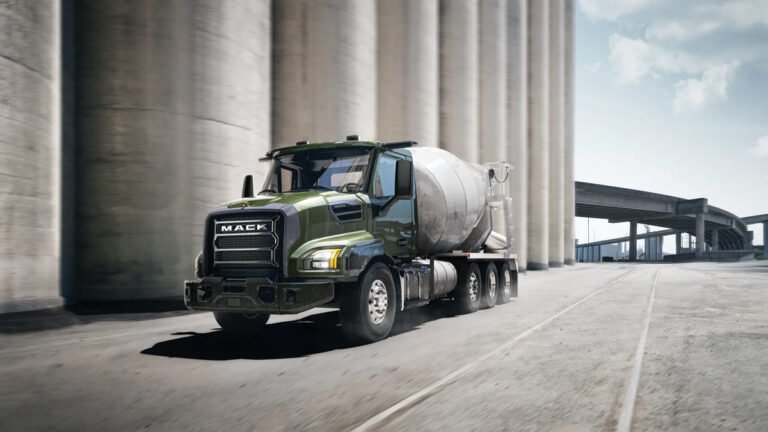 Mack Granite 2026