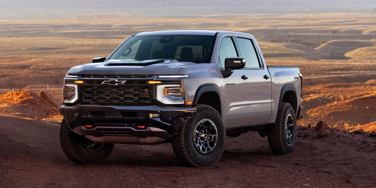 Chevrolet Silverado 1500 ZR2 2027: una nueva generación llega al barro – Una cabina que cambia por completo